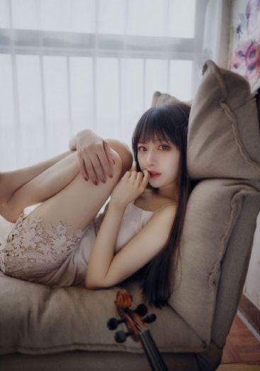 美女解开胸衣露出奶头直播视频_BD免费观看超清