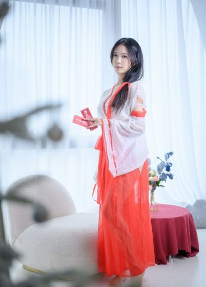 欧美高清人与兽_超清高清在线观看