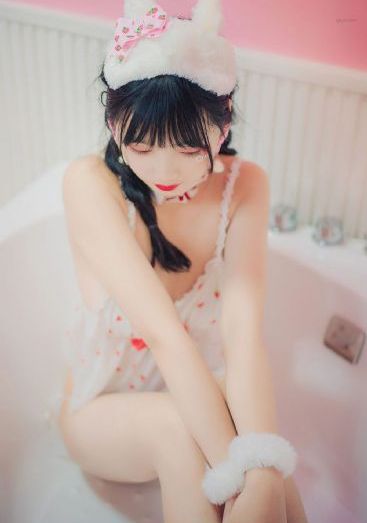 丝袜美腿欧美日韩_720最新电影在线观看