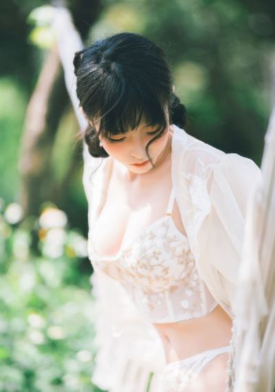 亚洲1区2区3区_高清完整视频观看